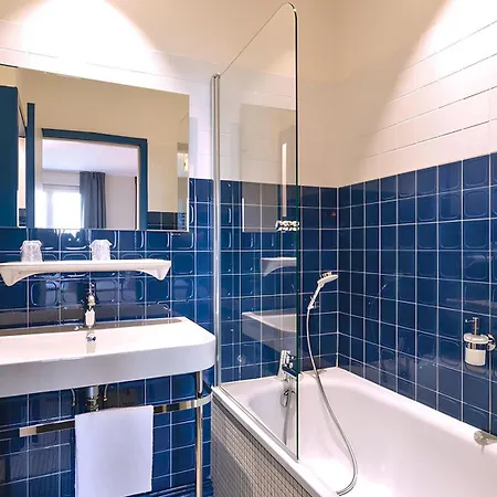 Grand De La Gare, فندق أنجير