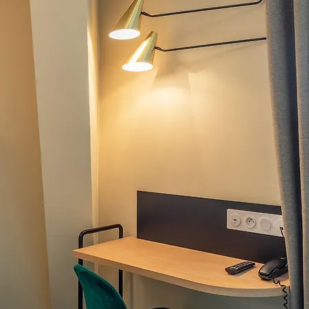 Grand De La Gare, فندق 3*