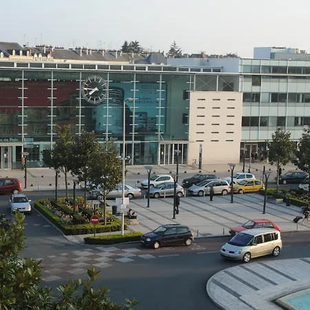 Hotel Grand De La Gare, 3*