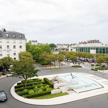 Grand De La Gare, 3*