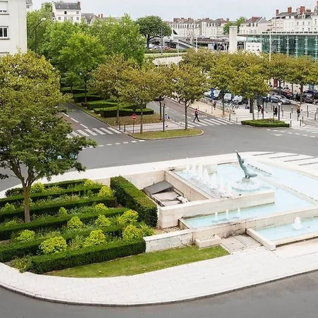 Grand De La Gare, فندق