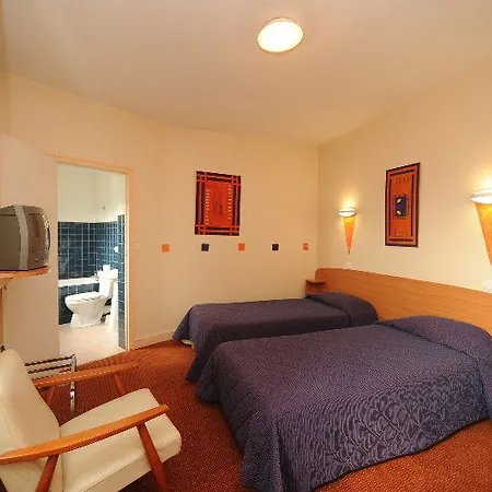 Grand De La Gare, 3*