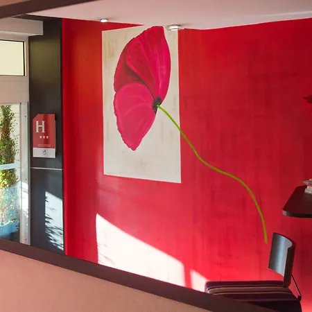 Grand De La Gare, Ανζέρ