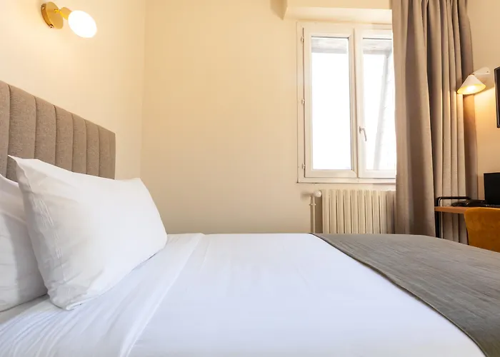 Grand De La Gare, 昂热