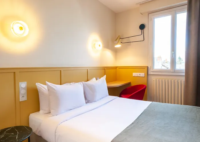 Grand De La Gare, 昂热