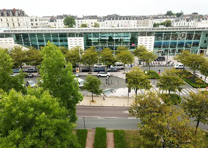 酒店 Grand De La Gare, 昂热