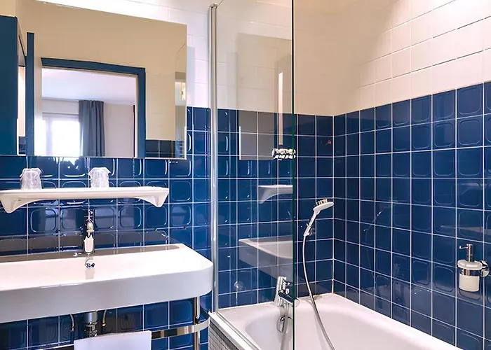 Grand De La Gare, 酒店 昂热