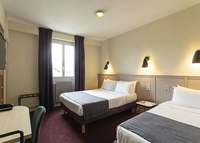 Grand De La Gare, 酒店 3*